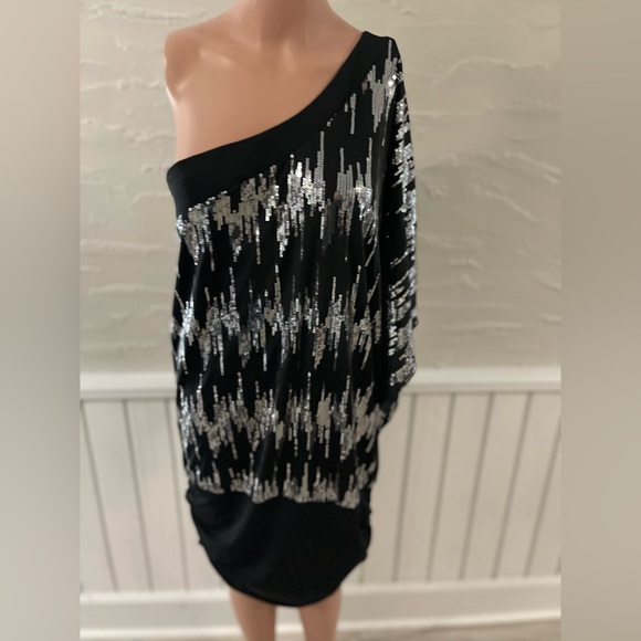 Sequined one shoulder dolman sleeved dress - Picture 1 of 5